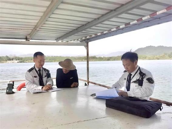 潮州海事部門開展涉客渡船“全面體檢”，守護(hù)群眾“五一”出行安全