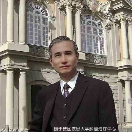 《黨旗飄揚104周年》